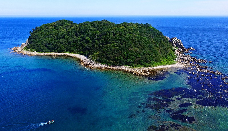 Remote Island Paradises, Full Of Captivating Charm 