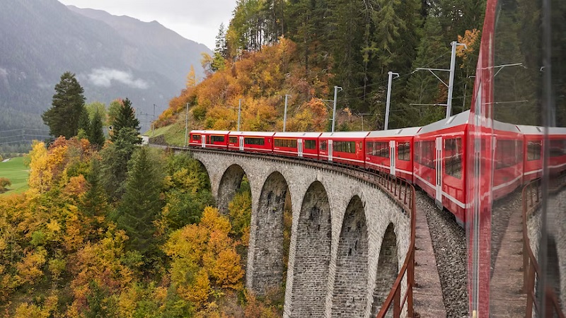 The Most Beautiful Train Journeys and Railway Travel in The World 